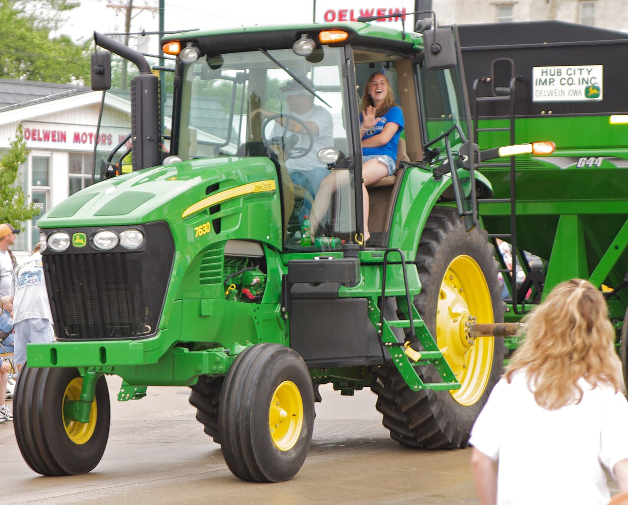 John Deere 7630 med synlig modellmärkning.