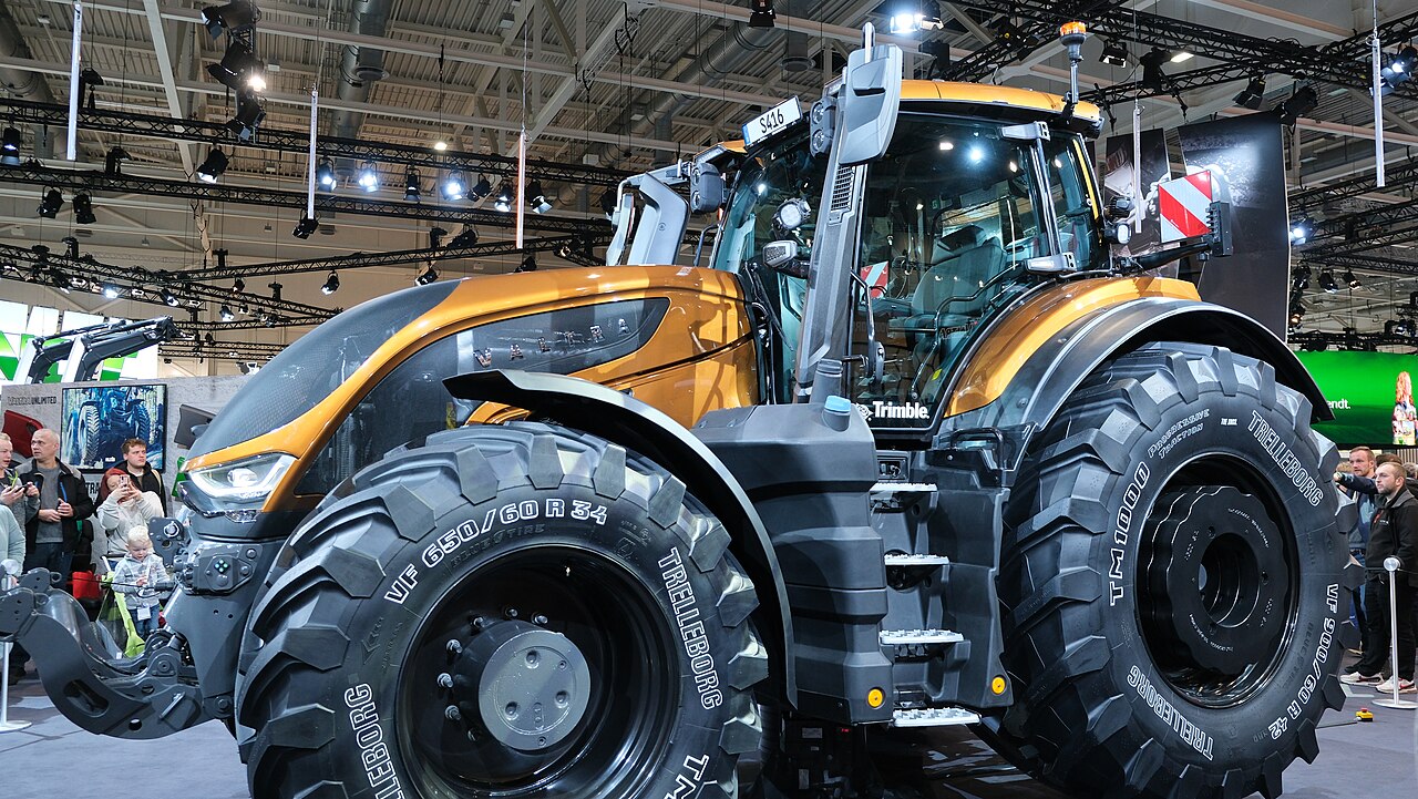 Valtra S416 på Agritechnica 2023