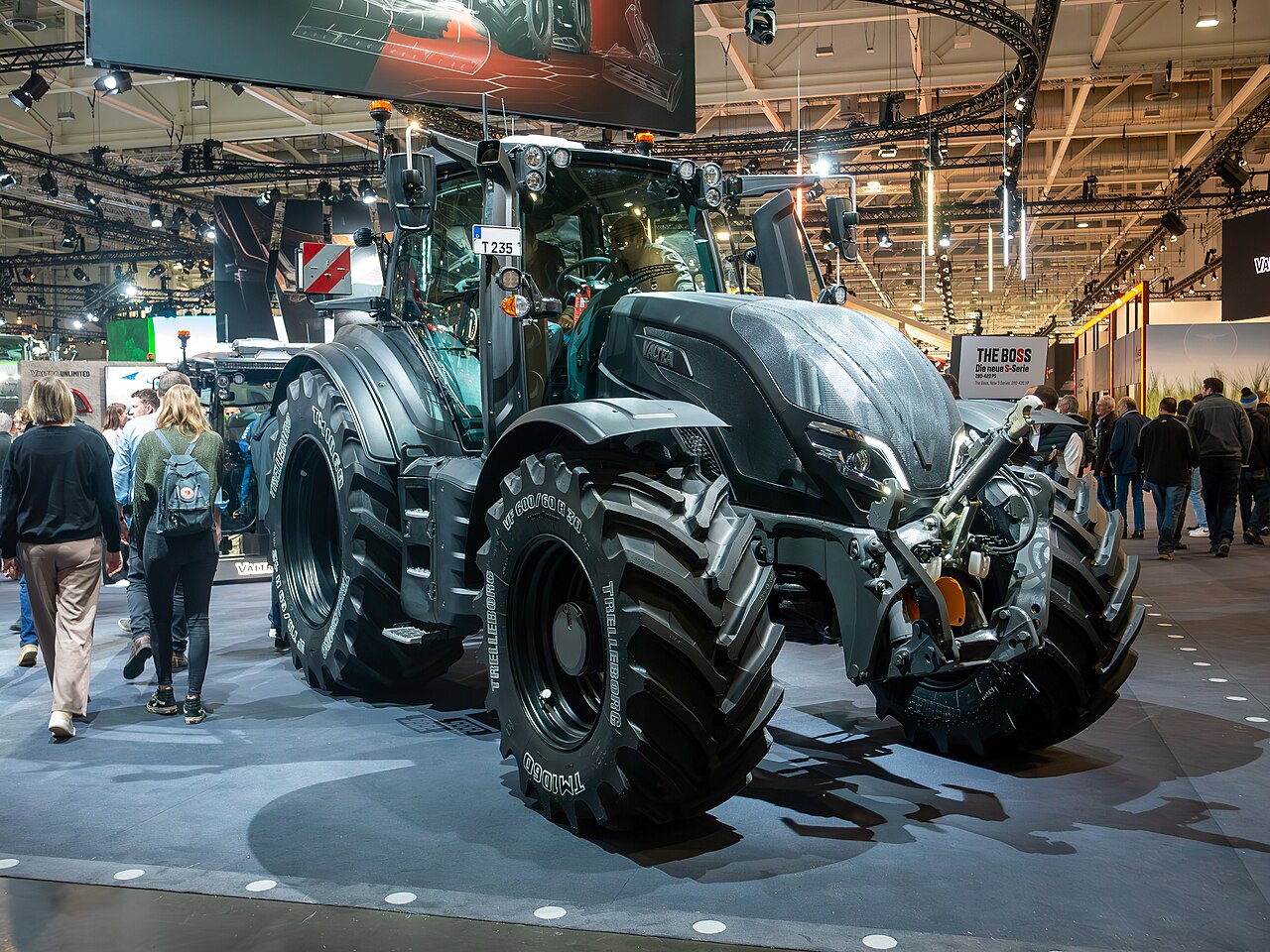 Valtra T235 på Agritechnica 2023